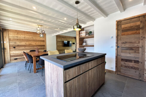 photo_725984e2f4ef7fa77d3de18ace728595