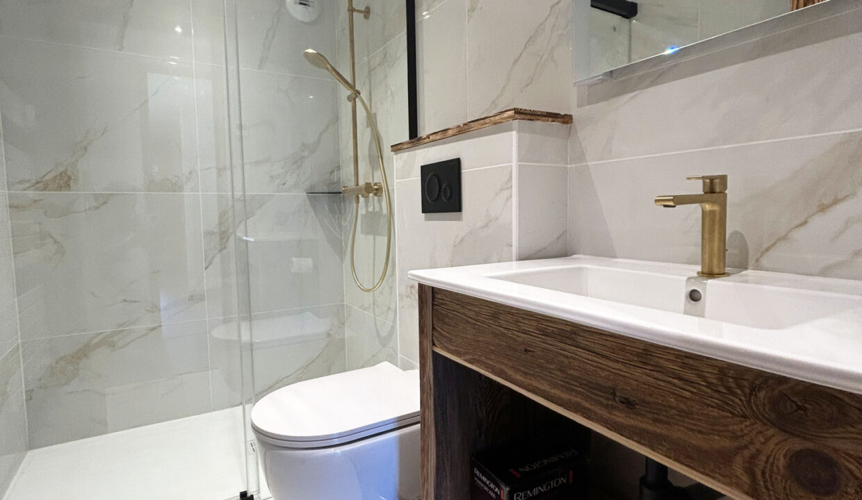 photo_90da1779f5f118ce2840572a43f2d1bb