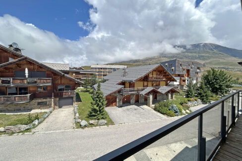 photo_c146550509a616216f966280369c3718