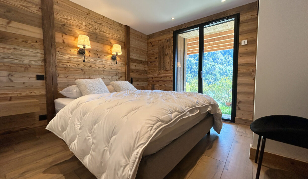 photo_f3aca3ef826cc32f7fa1c1210a10ab68