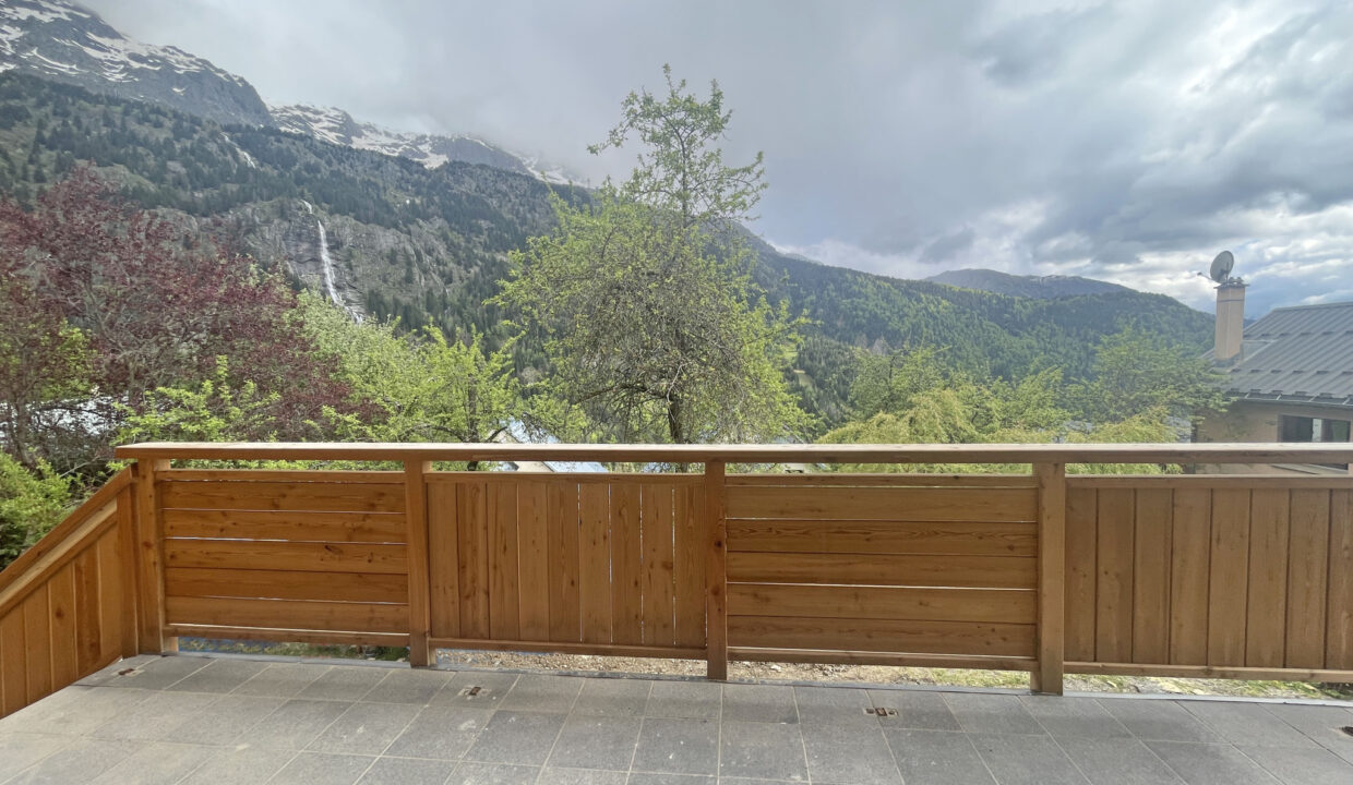 photo_07b931e7d4d586422d86777fb234c1b4