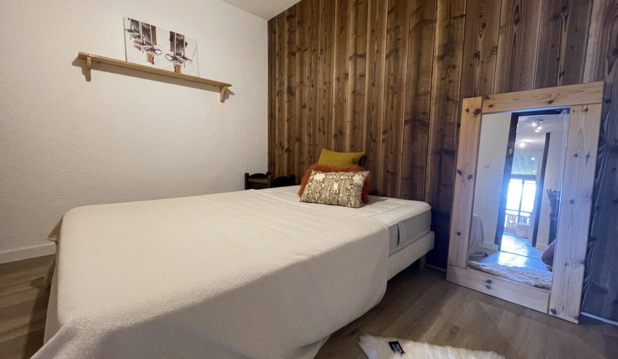 photo_521e274a7c34a3610f584deecc164937