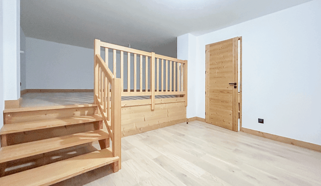 photo_6a81685da9d5a9f6919a16ef147a09bc