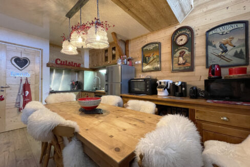 photo_a8cb027be42b316cd24705a2d0dab545