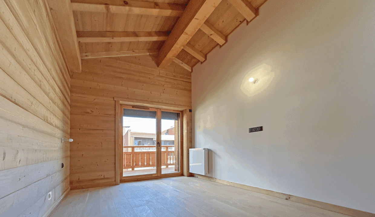 photo_b63ae56132875c69252a2e2582245fb5