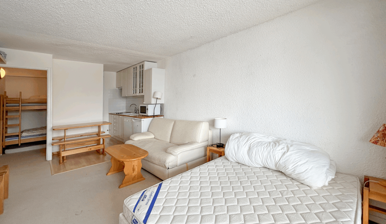 photo_cb85ab9ecde98f882e8346ddd1c01c45