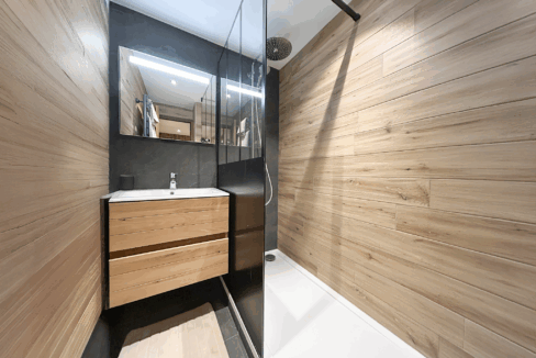 photo_cebf4238187aa052e3315946d4871543