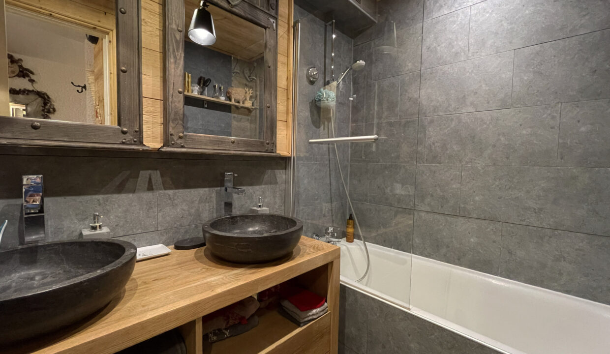 photo_d79bc0cbf3a18d5ad9a6ddd9af199ff3