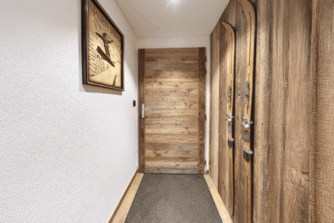 photo_d951225917929e45e14a36016bdbc110