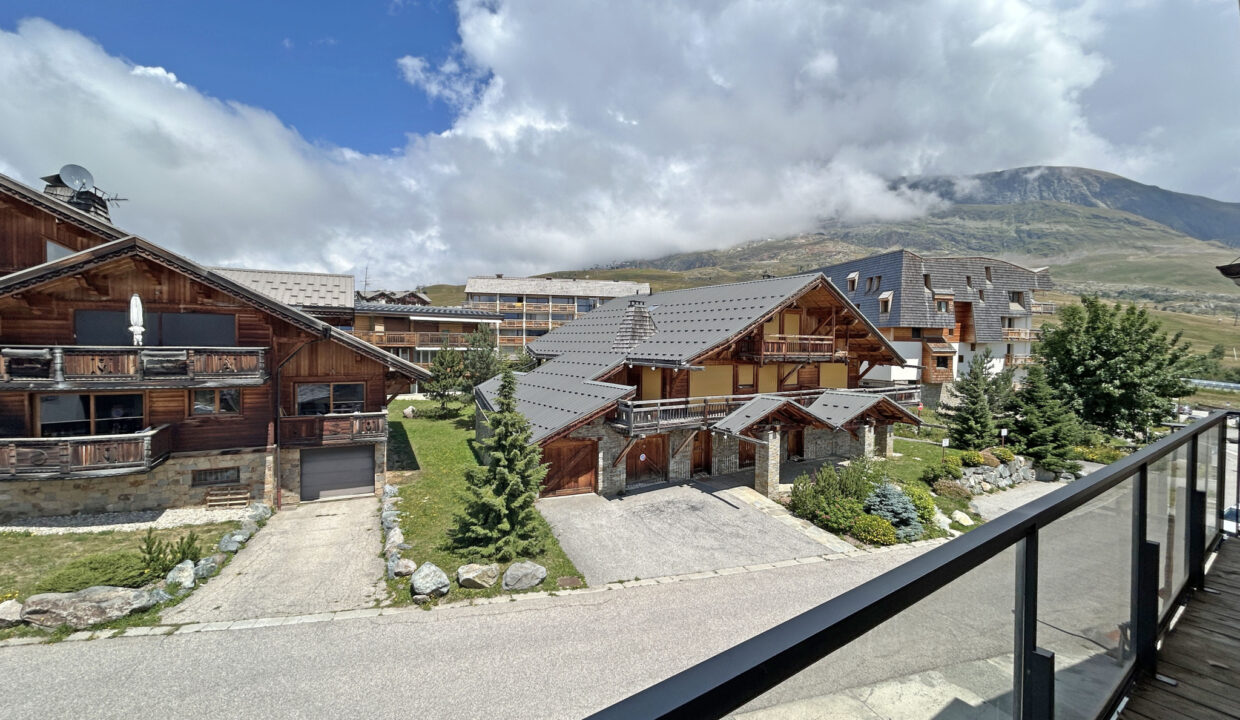 photo_c146550509a616216f966280369c3718